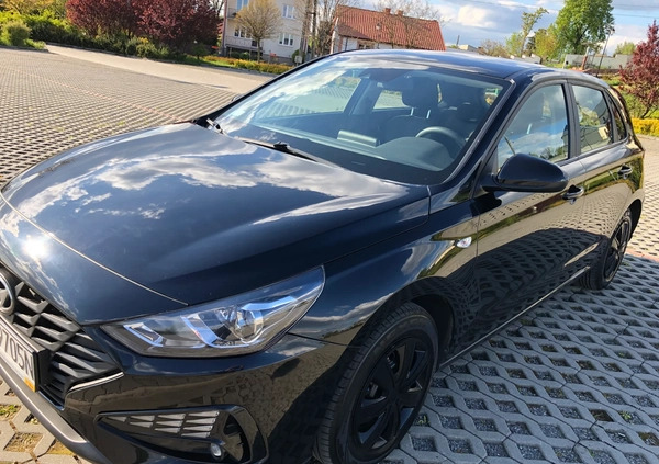 Hyundai I30 cena 45900 przebieg: 220000, rok produkcji 2020 z Daleszyce małe 596